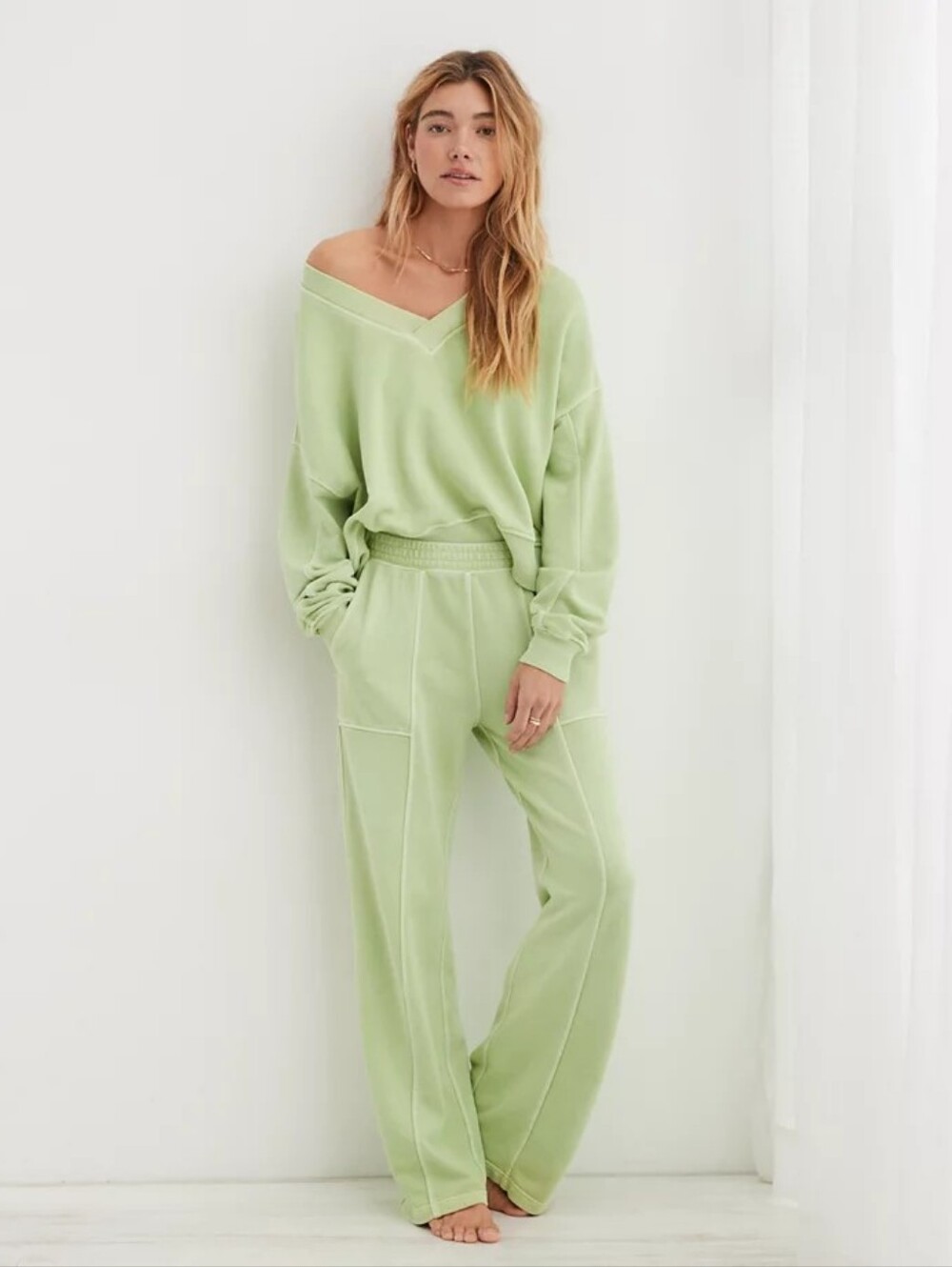 Aerie House Party Sweatshirt & House Party Skater Pant Set EUC Size S Top M Bott